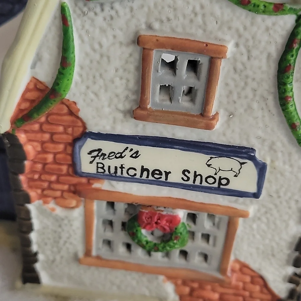 1994 VIntage Lemax Dickensvale Collectibles Porcelain Lighted House 45126